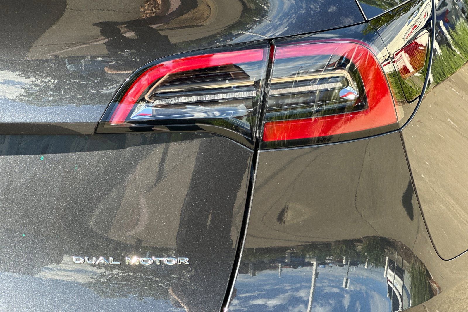 Used 2024 Tesla Model Y Long Range image 33