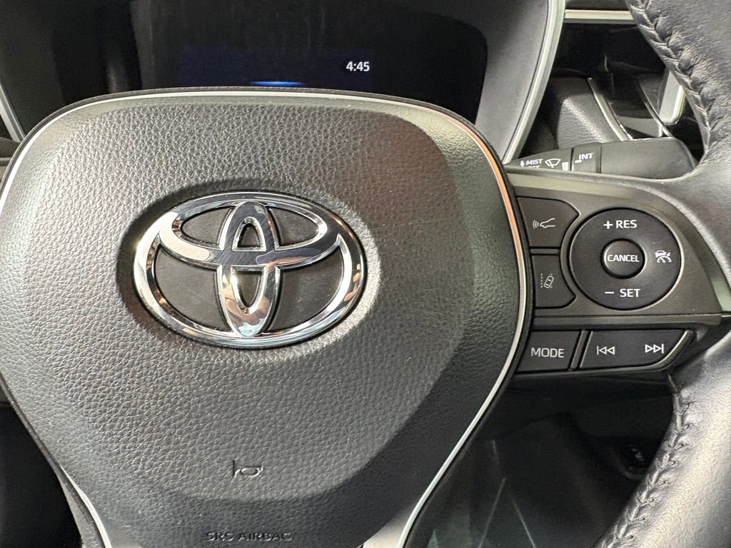Used 2020 Toyota Corolla XSE image 24