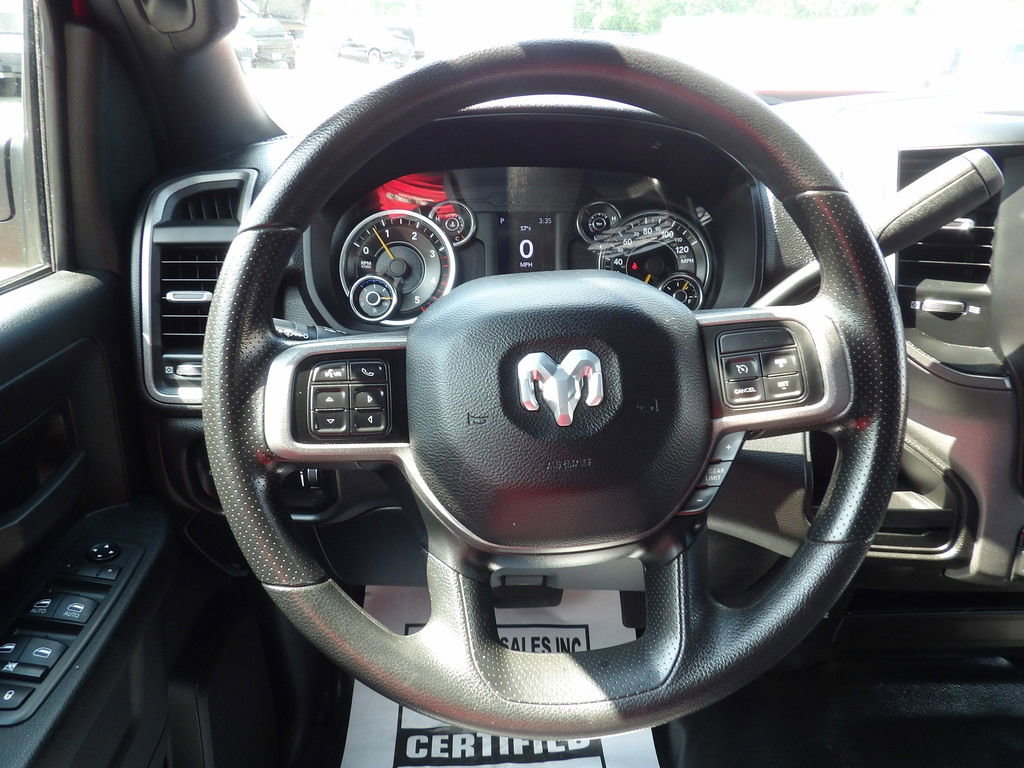 Used 2021 RAM 5500 Tradesman w/ Chrome Appearance Group RWD image 20