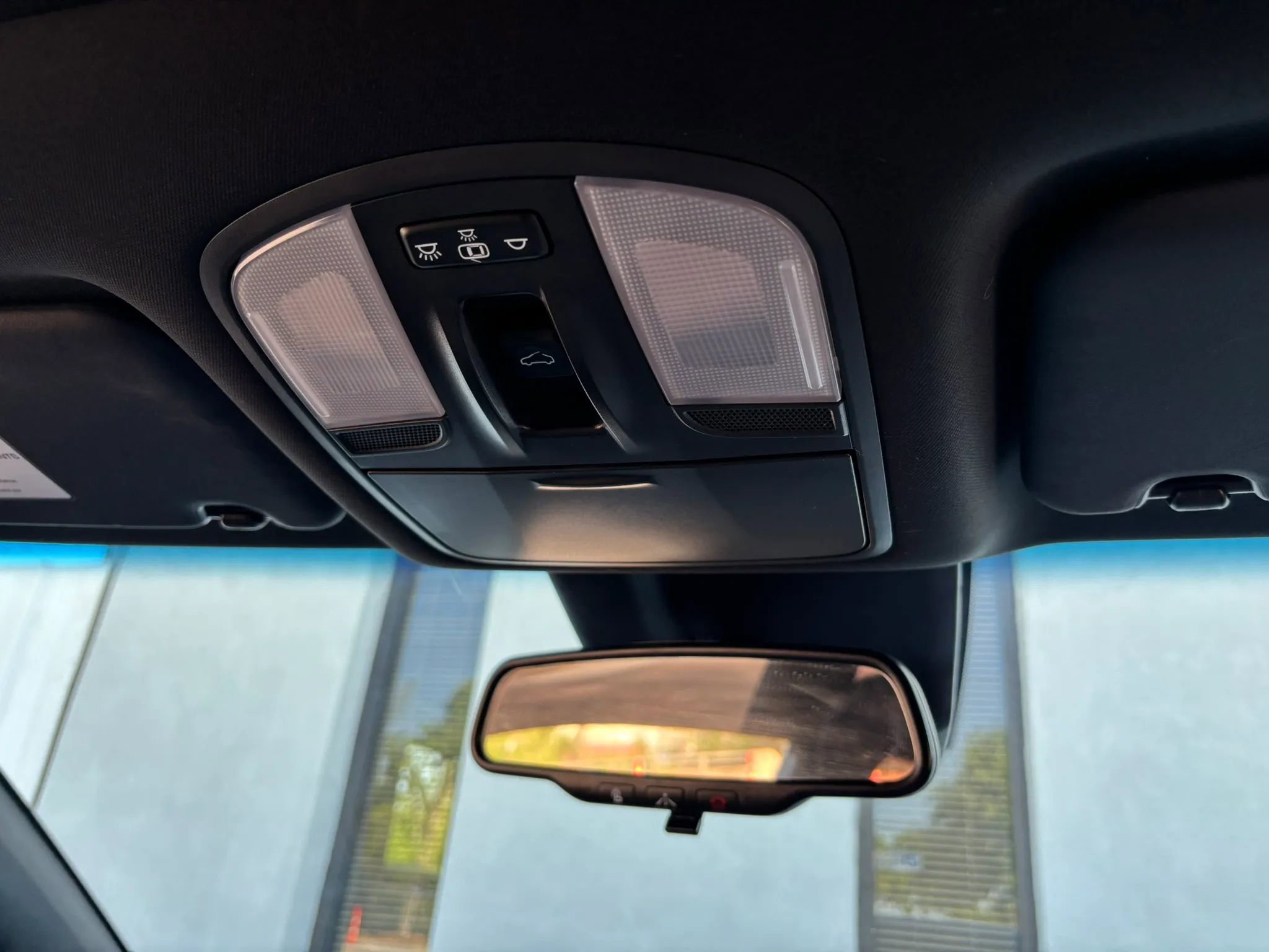 Used 2019 Hyundai Veloster Turbo Ultimate image 36