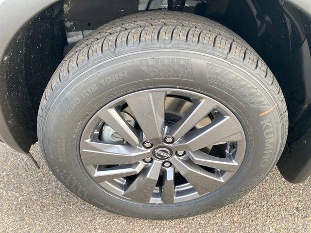 New 2025 Nissan Pathfinder SV image 26