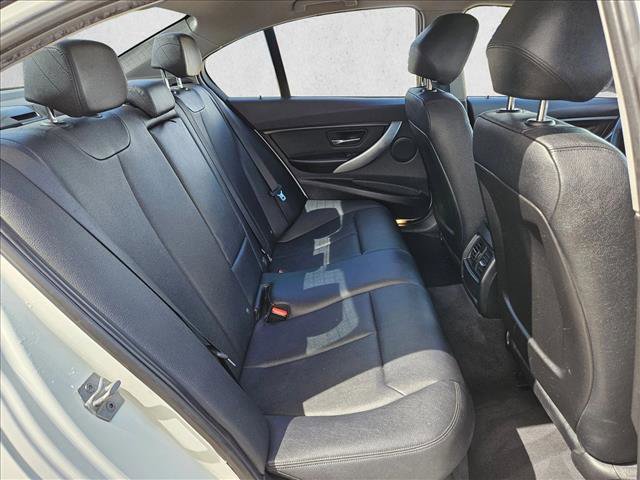 Used 2017 BMW 320i Sedan image 19