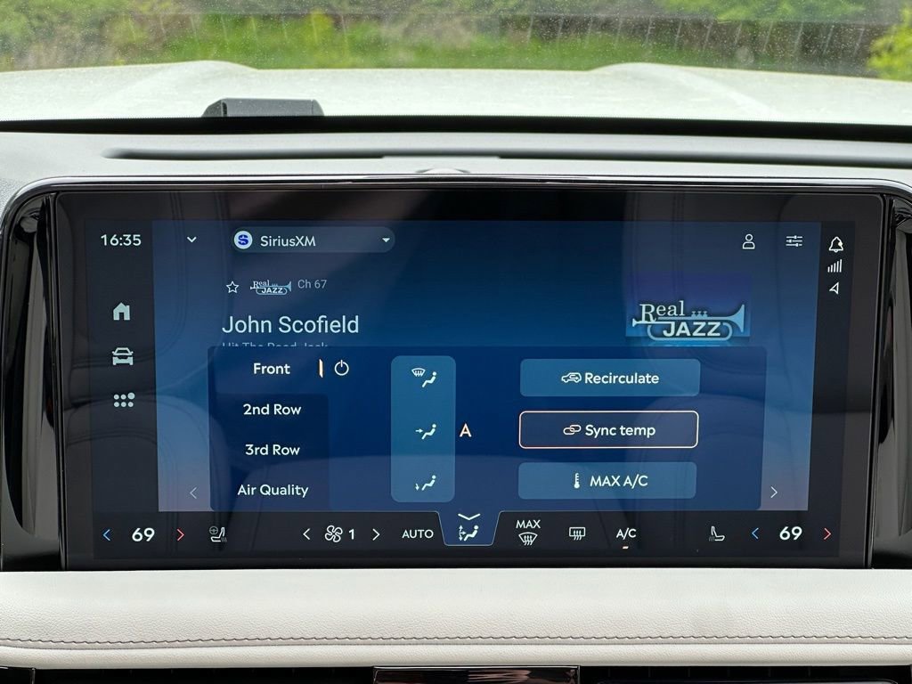 New 2026 Lincoln Aviator Reserve AWD/4WD image 13