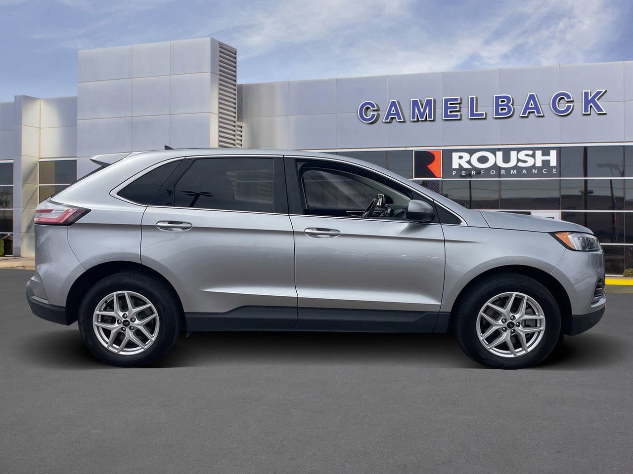 Certified 2024 Ford Edge SEL image 6