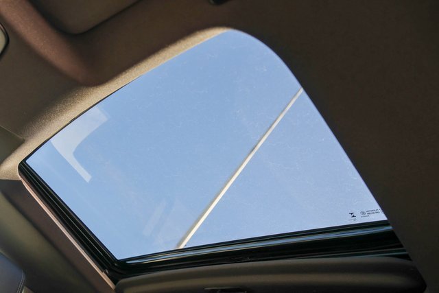 Used 2024 Chevrolet Silverado 3500 High Country w/ Technology Package image 16