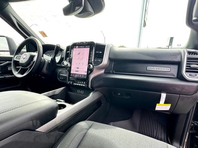 New 2026 RAM 3500 Big Horn AWD/4WD image 13