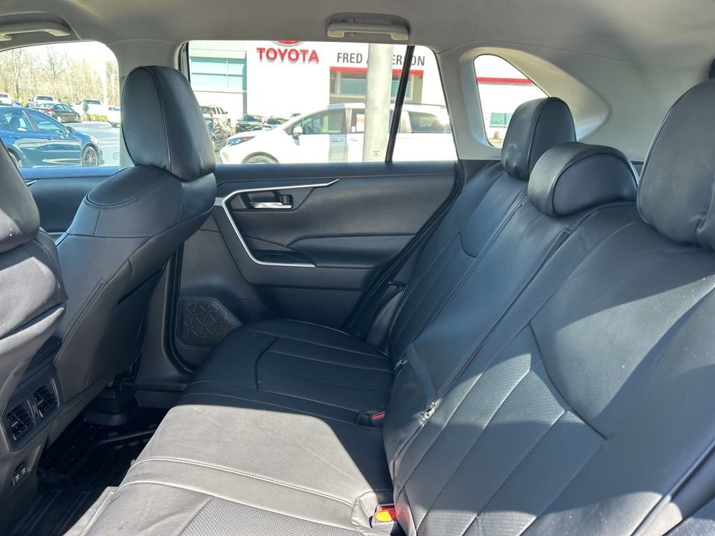 Used 2020 Toyota RAV4 XLE image 13