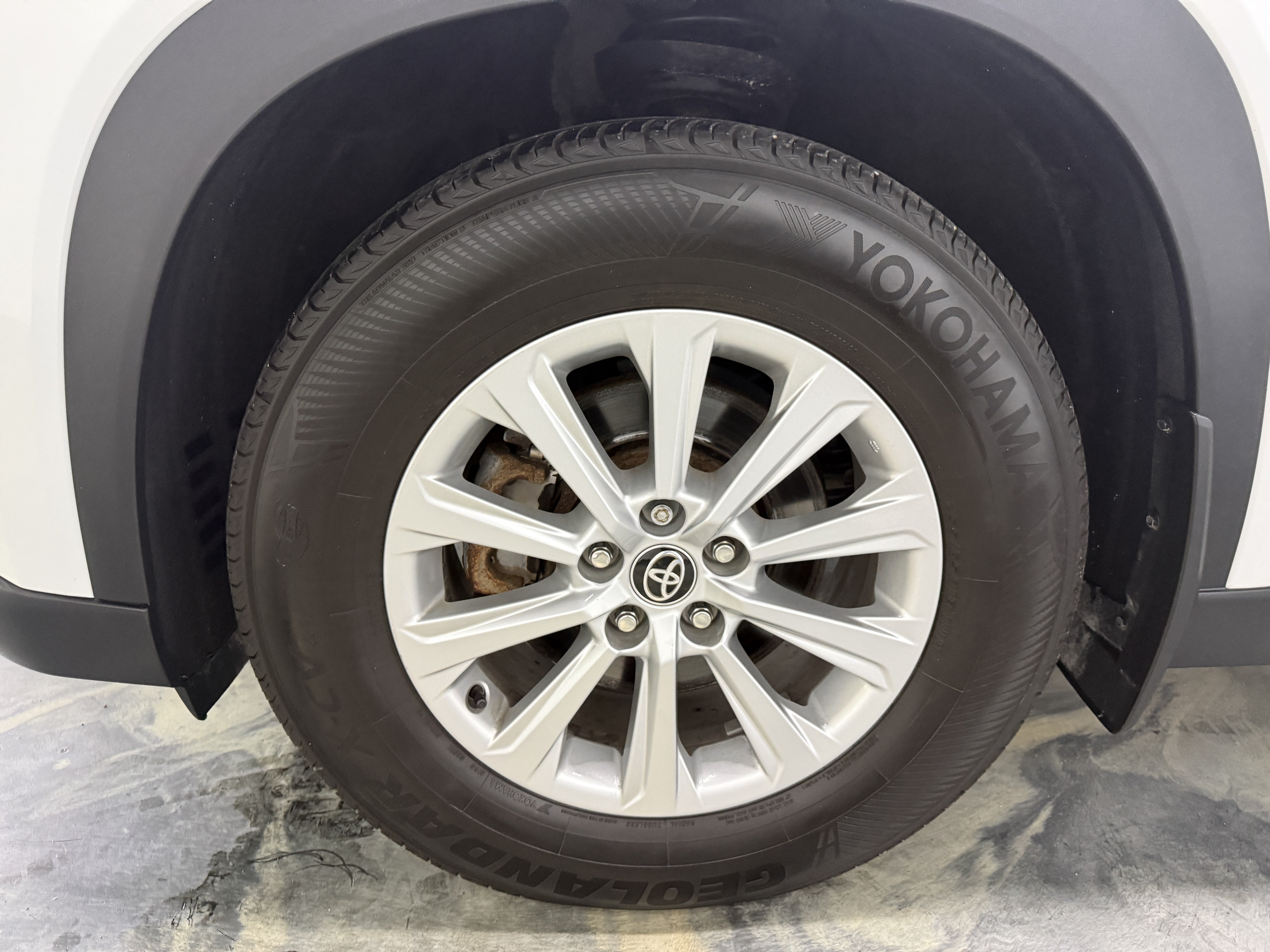 Used 2024 Toyota Grand Highlander AWD image 29