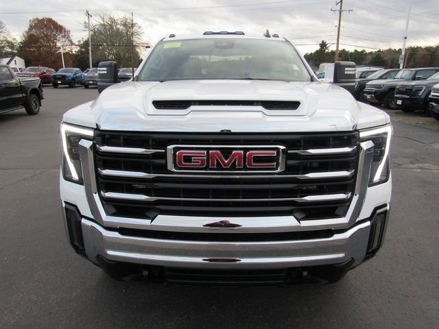 Used 2024 GMC Sierra 2500 SLE w/ SLE Convenience Package image 5