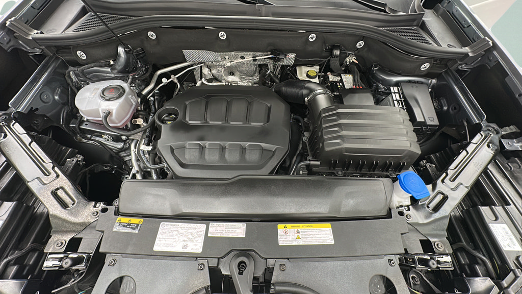 Used 2025 Volkswagen Atlas SE AWD/4WD image 23