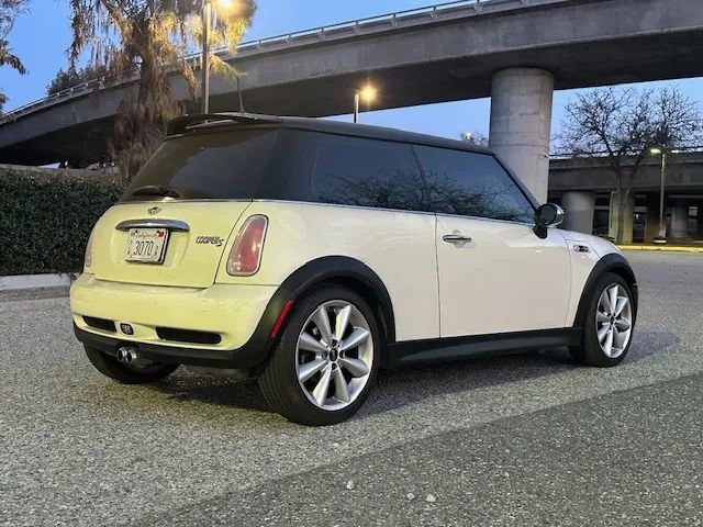 Used 2005 MINI Cooper S image 3