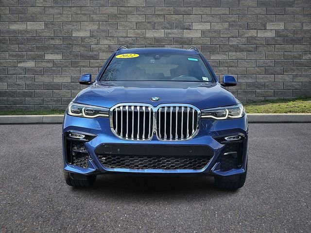 Used 2022 BMW X7 xDrive40i w/ M Sport Package image 2