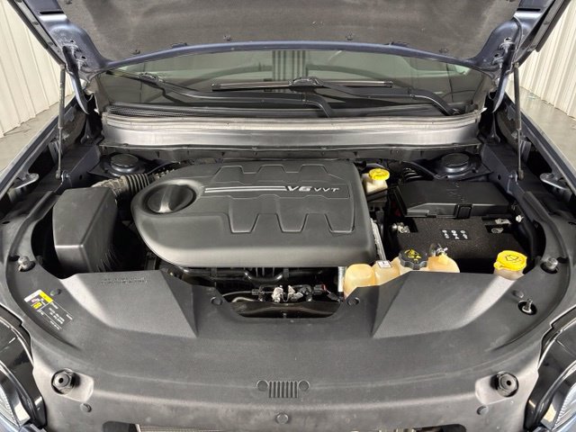 Used 2021 Jeep Cherokee Limited AWD/4WD image 30