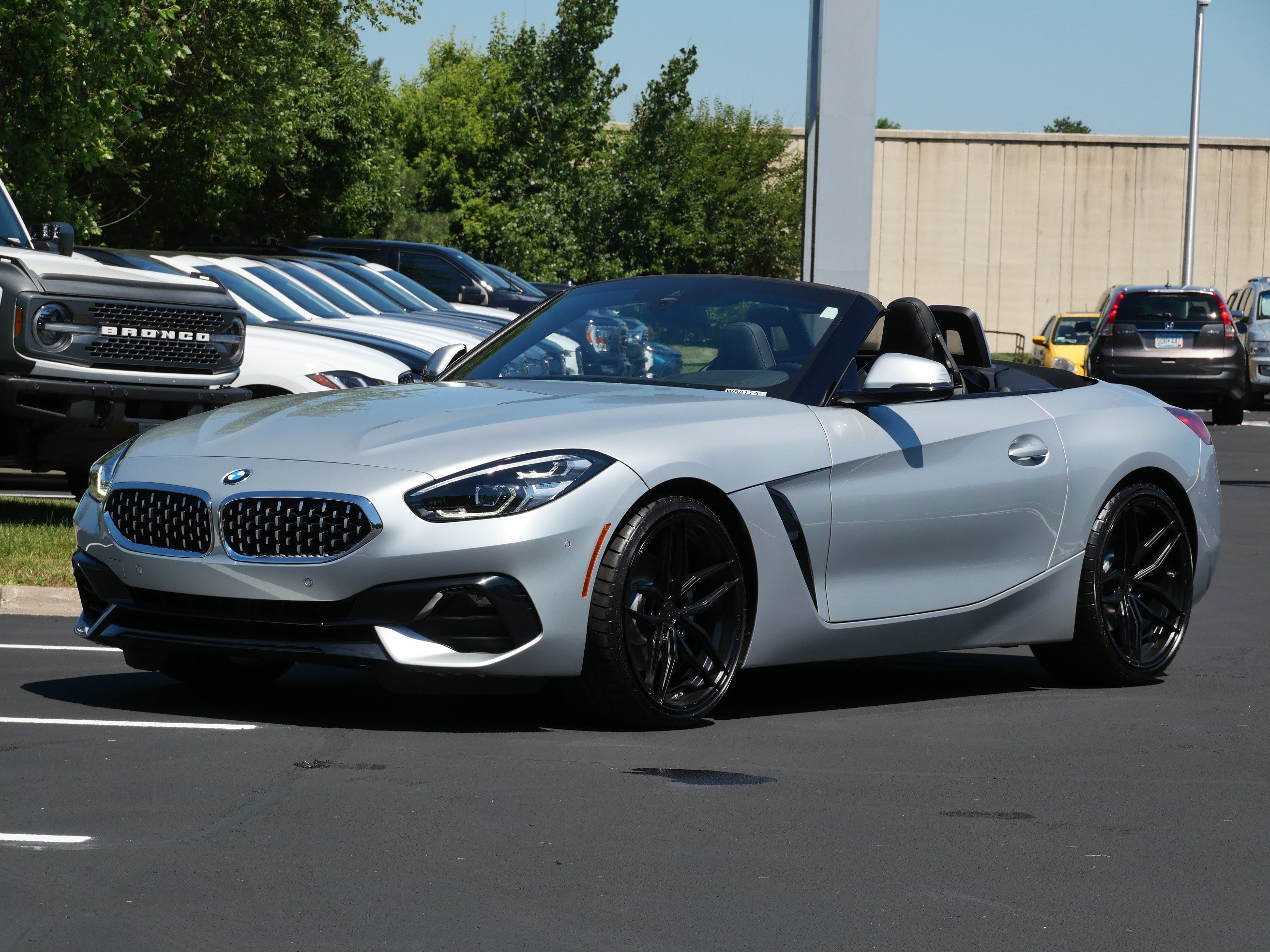 Used 2019 BMW Z4 sDrive30i w/ Executive Package RWD image 1