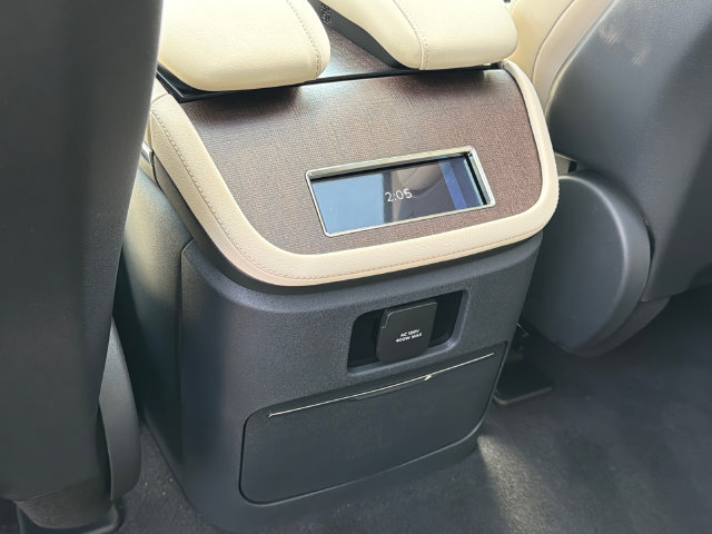 New 2027 Lincoln Navigator L Reserve RWD image 24