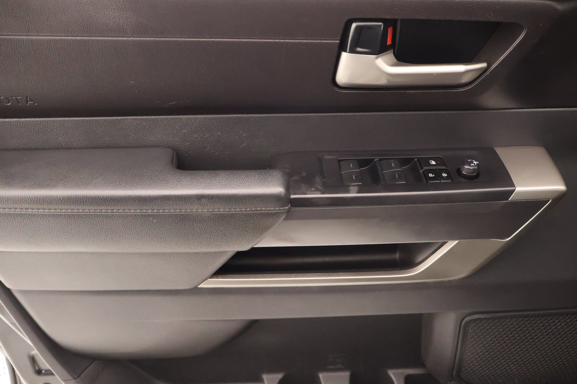 Used 2024 Toyota Tundra SR5 w/ SR5 Premium Package image 15