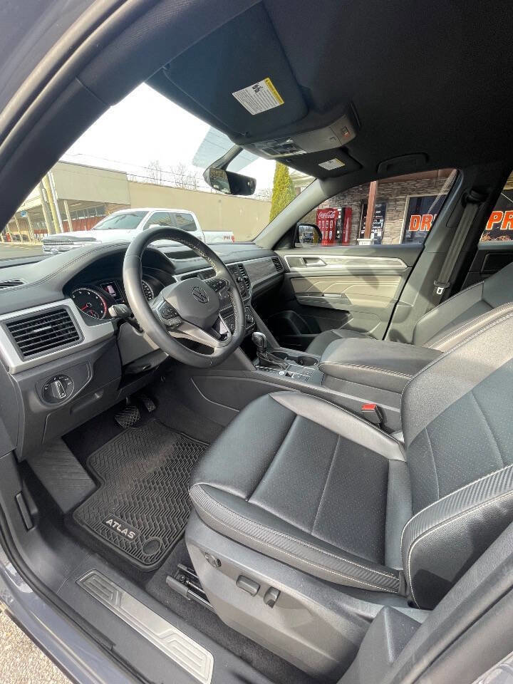 Used 2021 Volkswagen Atlas Cross Sport SE image 12