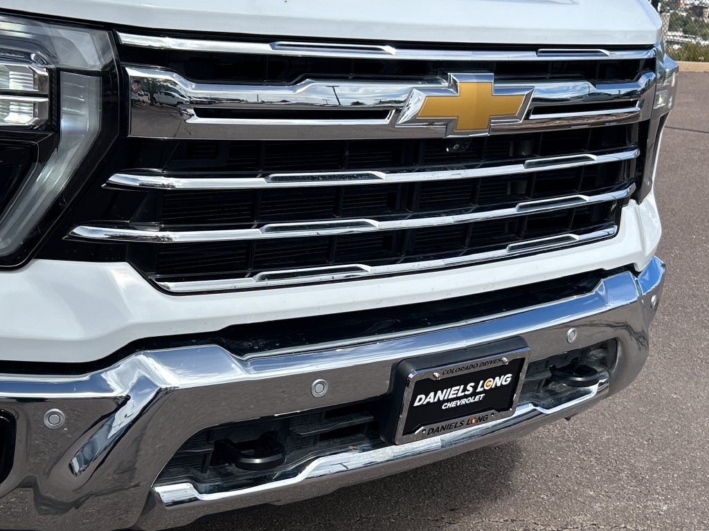 Used 2026 Chevrolet Silverado 2500 LTZ w/ LTZ Premium Package AWD/4WD image 23
