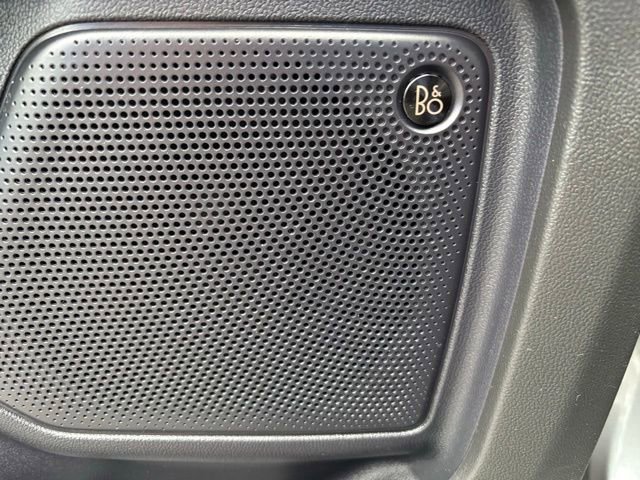 Used 2024 Ford Escape ST-Line Elite w/ Premium Technology Package image 19