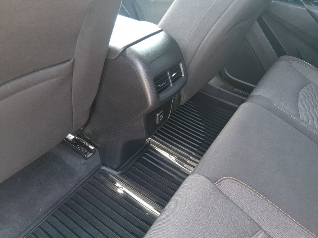 Used 2020 Chevrolet Equinox LT image 21