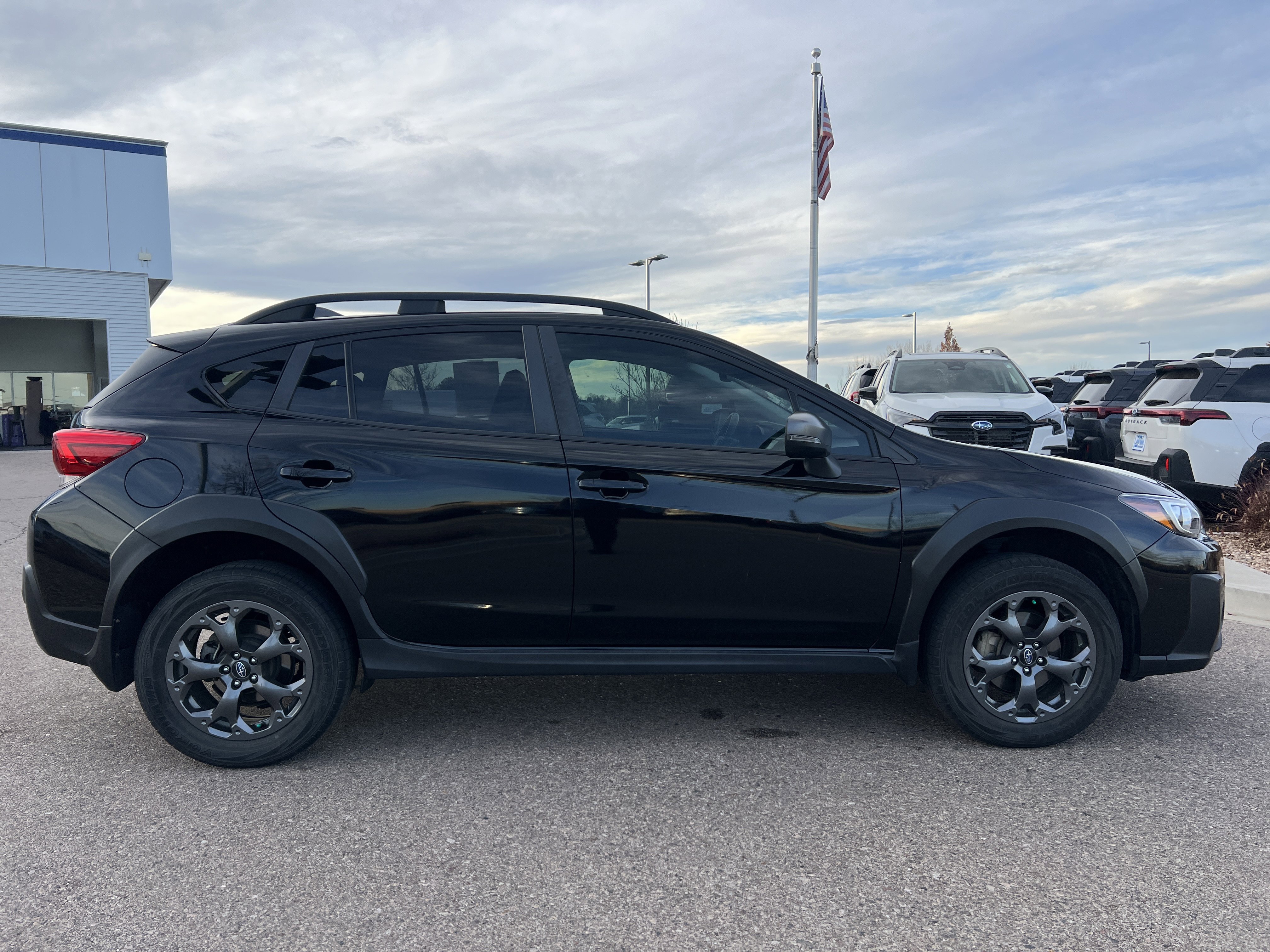Used 2022 Subaru Crosstrek 2.5i Sport w/ Moonroof Package image 8