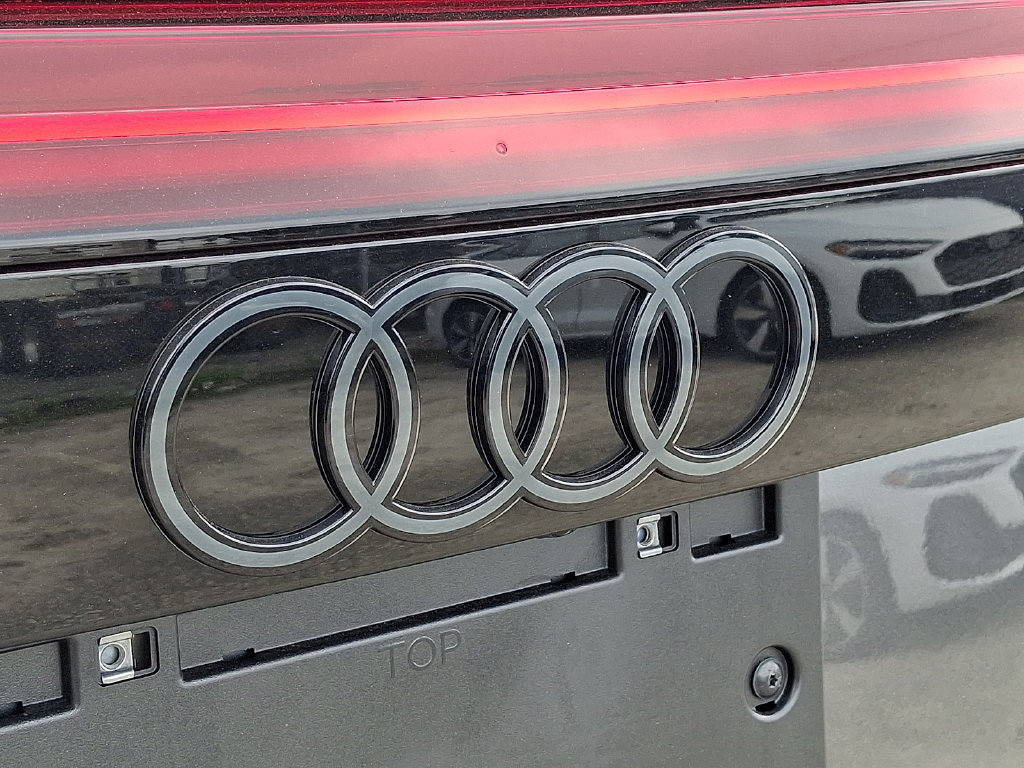 New 2026 Audi Q8 Premium Plus AWD/4WD image 13