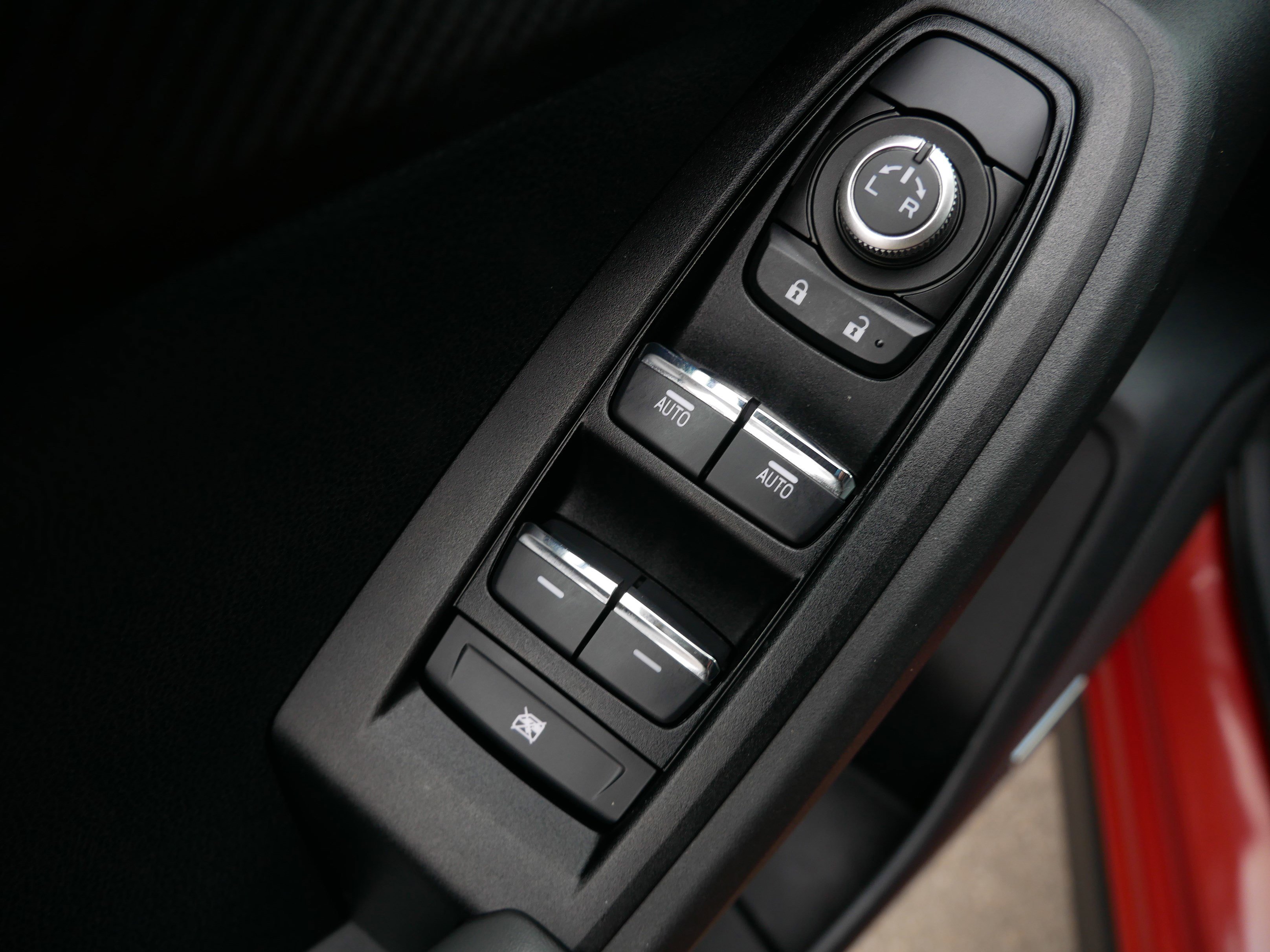 Certified 2024 Subaru Crosstrek 2.5i Limited w/ Crosstrek Mirror Package image 19