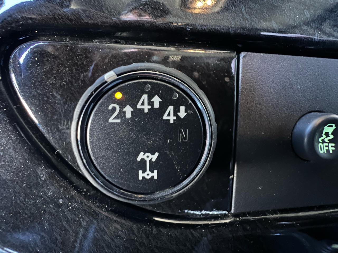 Used 2017 Chevrolet Express 2500 image 24