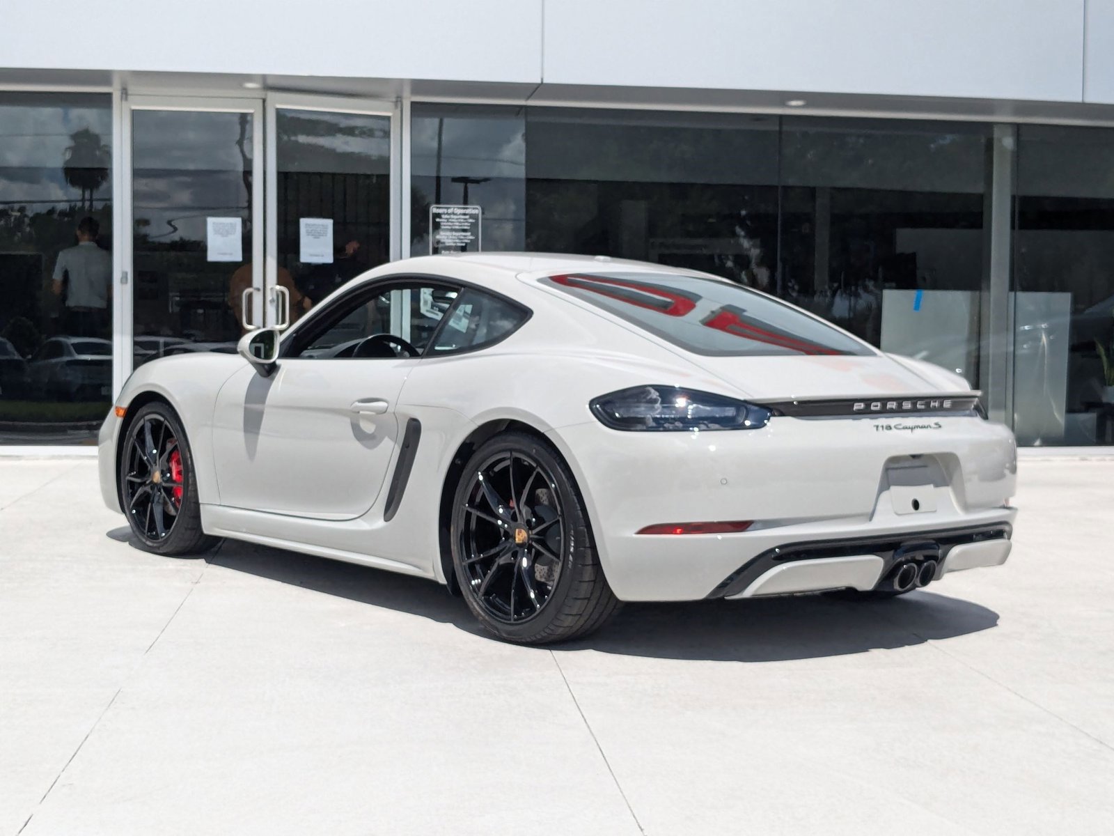 New 2025 Porsche 718 Cayman S image 3