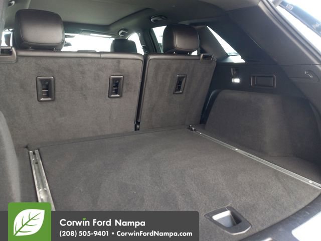 Used 2021 Cadillac XT5 Premium Luxury image 29