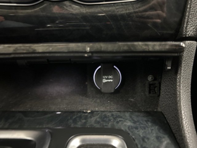 Used 2023 Chrysler 300 Touring L w/ Popular Equipment Group image 20