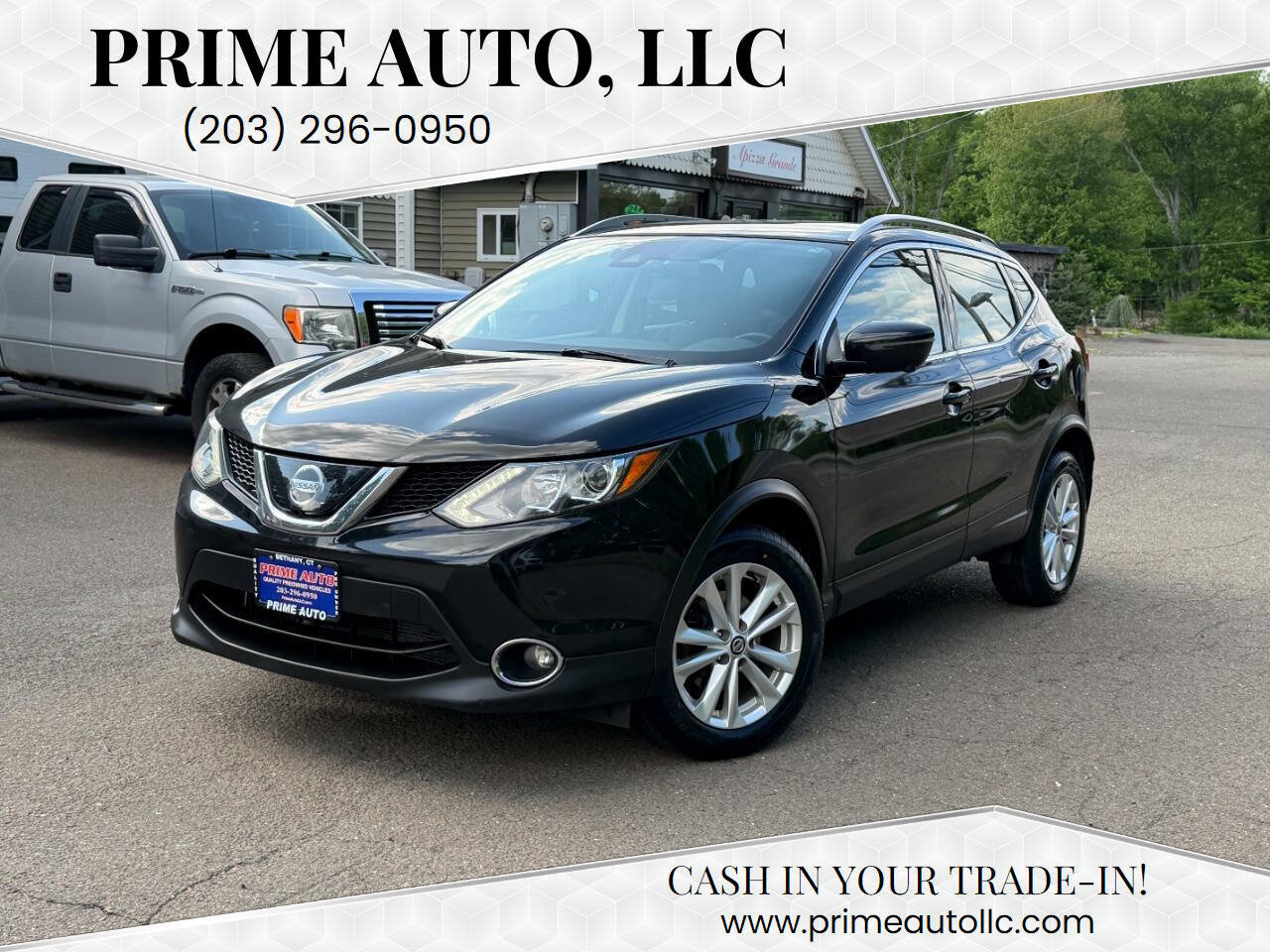 Used 2019 Nissan Rogue Sport SV w/ Technology Package AWD/4WD image 1