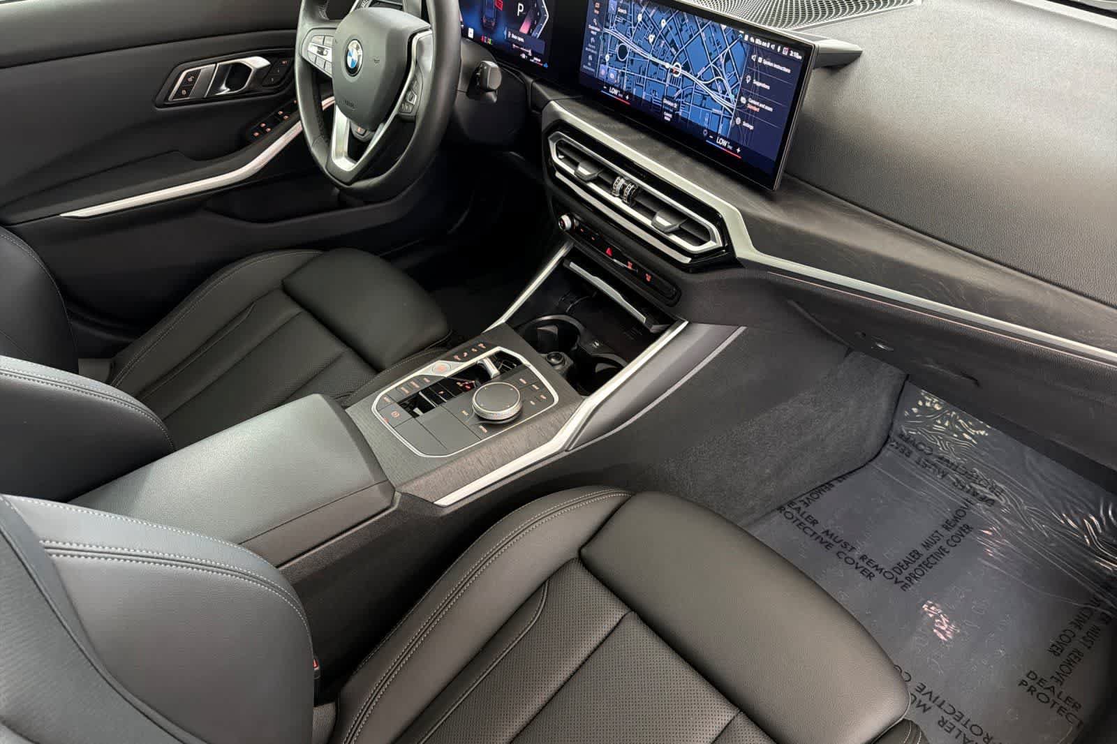 Used 2023 BMW 330i Sedan w/ Premium Package RWD image 15