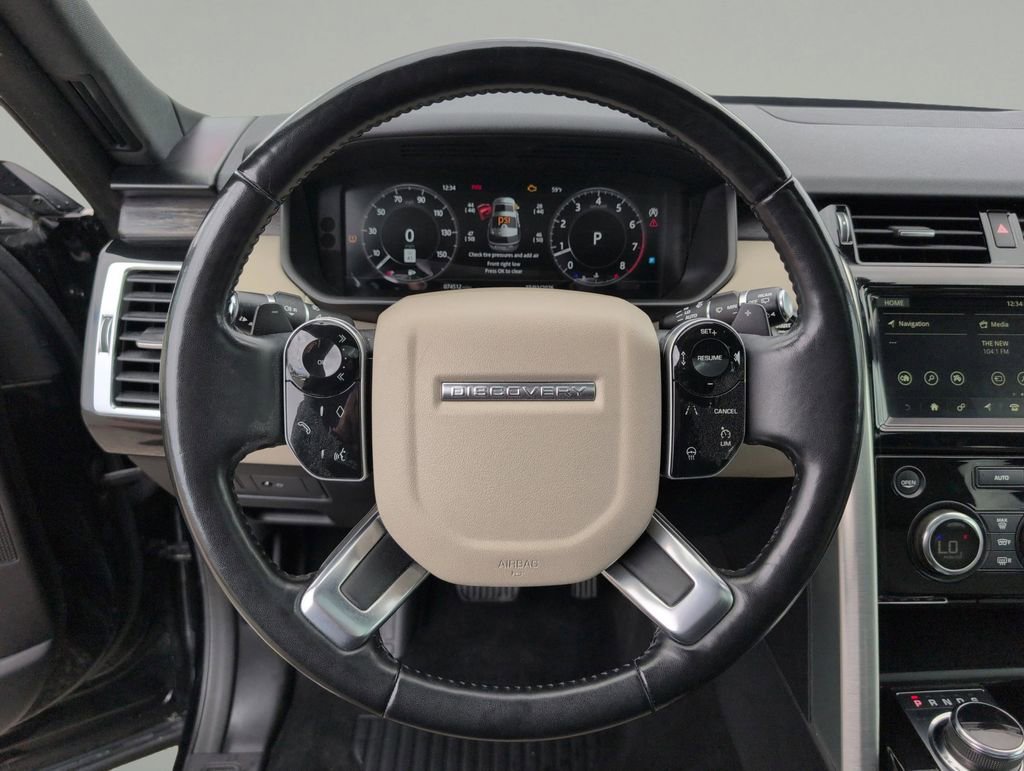 Used 2019 Land Rover Discovery HSE AWD/4WD image 22