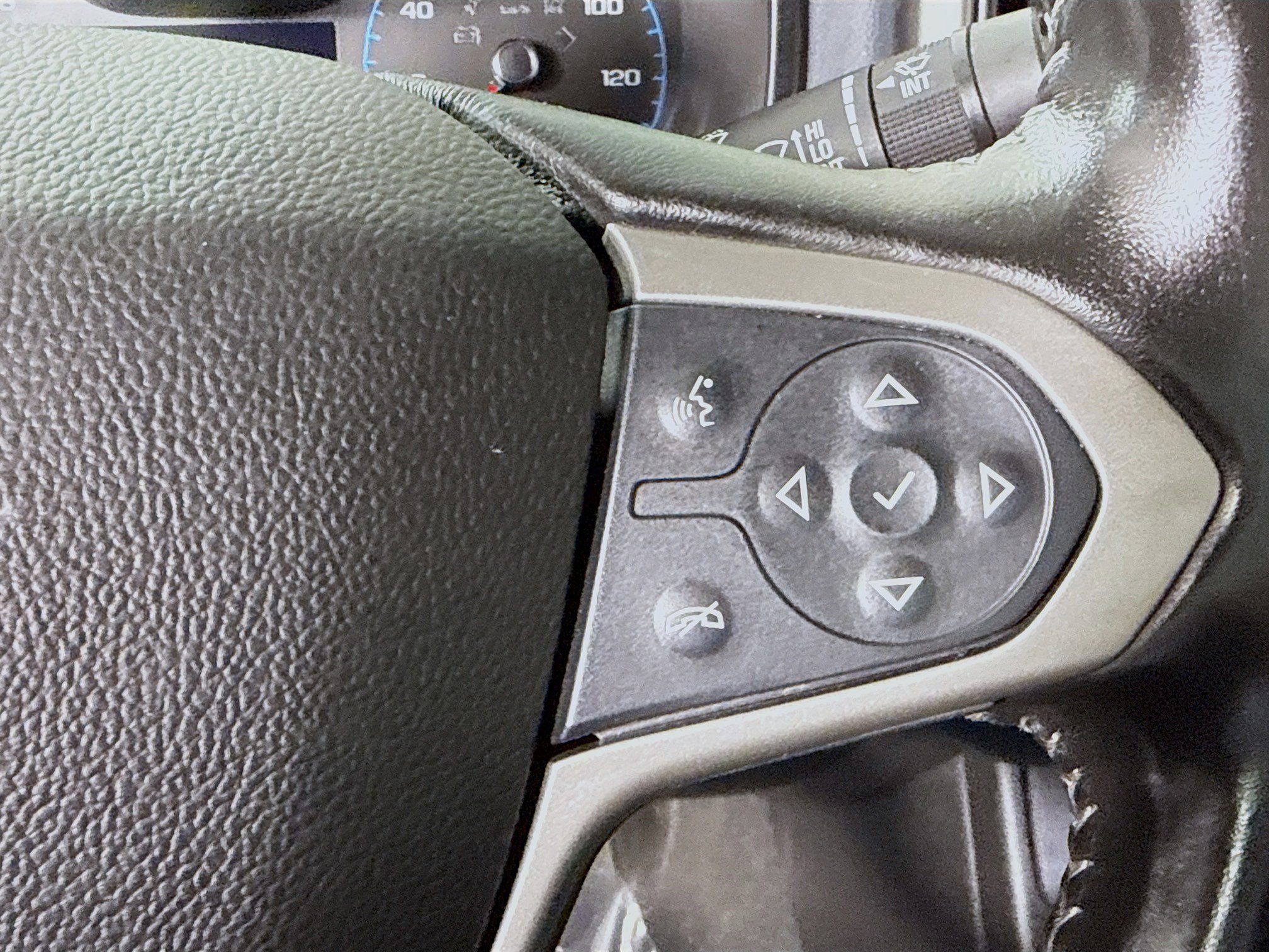 Used 2021 Chevrolet Colorado Z71 w/ Z71 Midnight Edition image 15