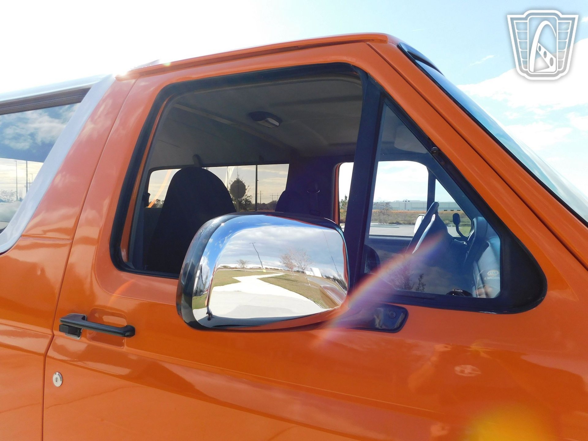 Used 1996 Ford Bronco image 9
