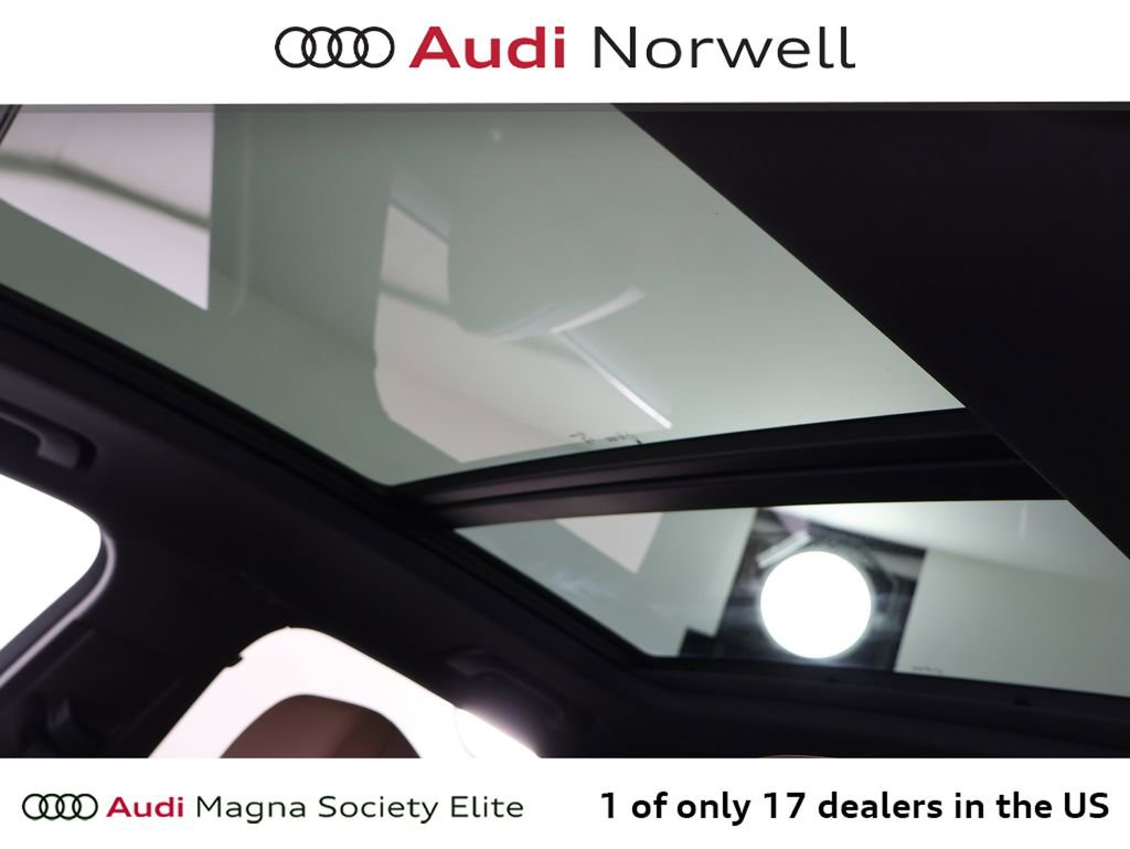 Used 2023 Audi Q3 2.0T Premium w/ Convenience Package AWD/4WD image 9