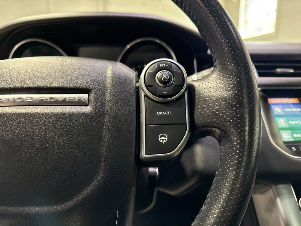 Used 2017 Land Rover Range Rover Sport HSE AWD/4WD image 12