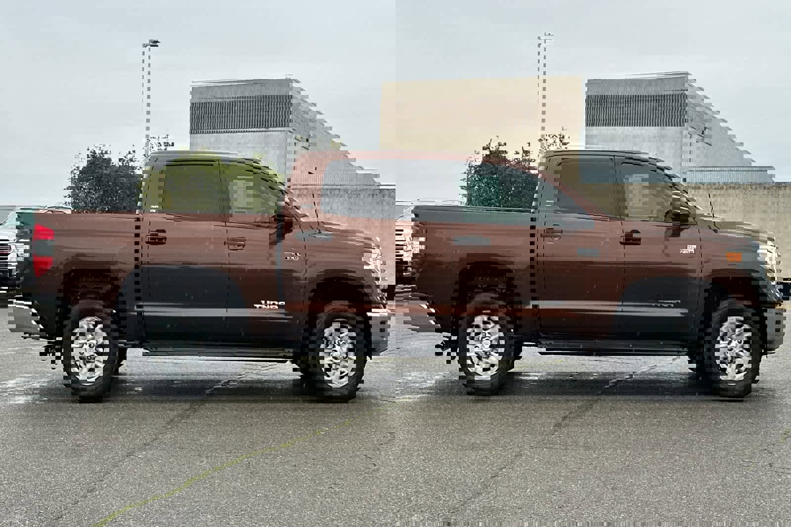 Used 2016 Toyota Tundra SR5 image 6