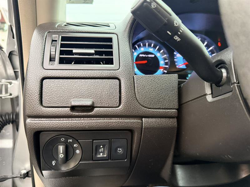 Used 2011 Ford Fusion SE w/ 202A Rapid Spec Order Code image 31