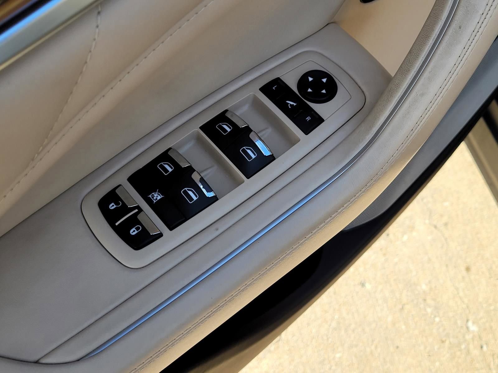 Used 2019 Maserati Levante GranLusso image 24