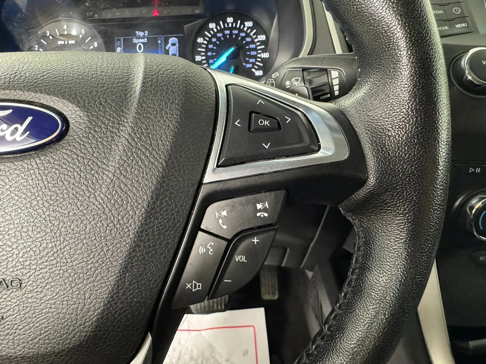 Used 2016 Ford Edge SEL FWD image 16