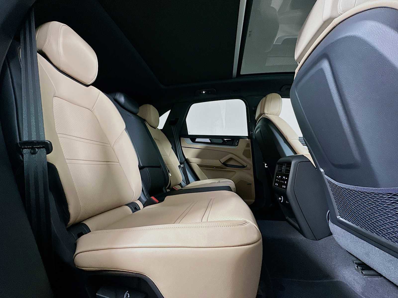 New 2026 Porsche Cayenne image 27