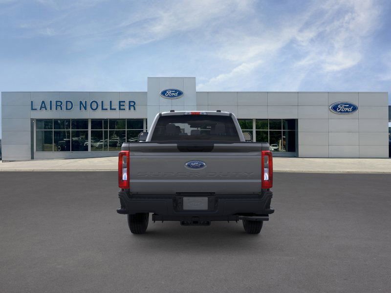 New 2026 Ford F350 4x4 Crew Cab Super Duty image 5