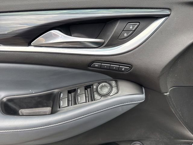 Used 2024 Buick Enclave Premium AWD/4WD image 8