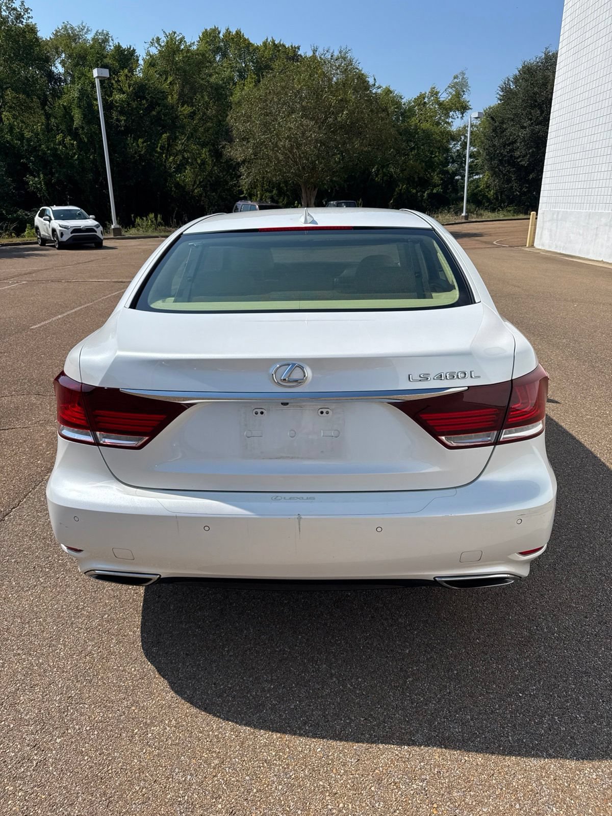 Used 2016 Lexus LS 460 L RWD image 21