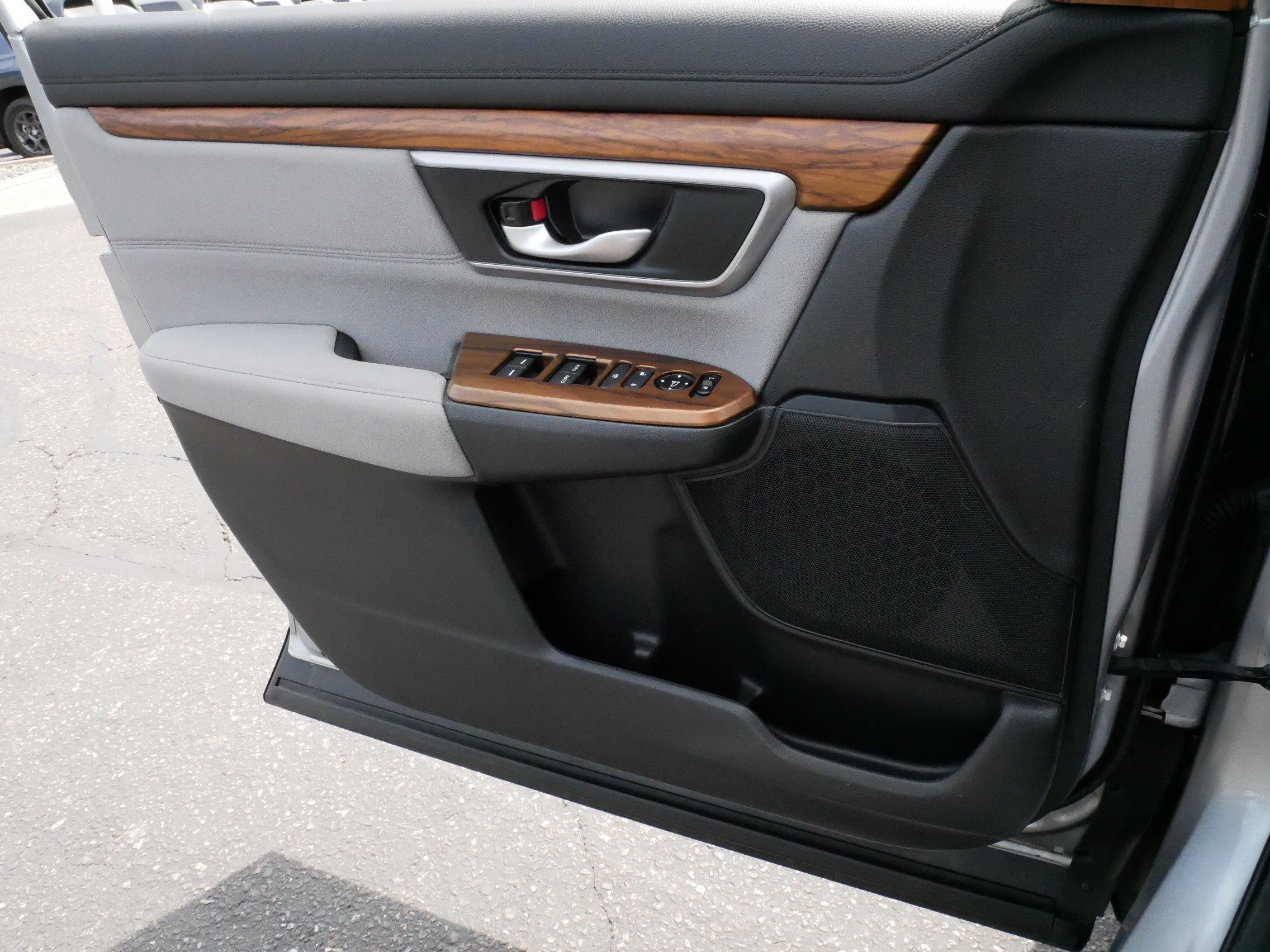 Used 2019 Honda CR-V EX image 28