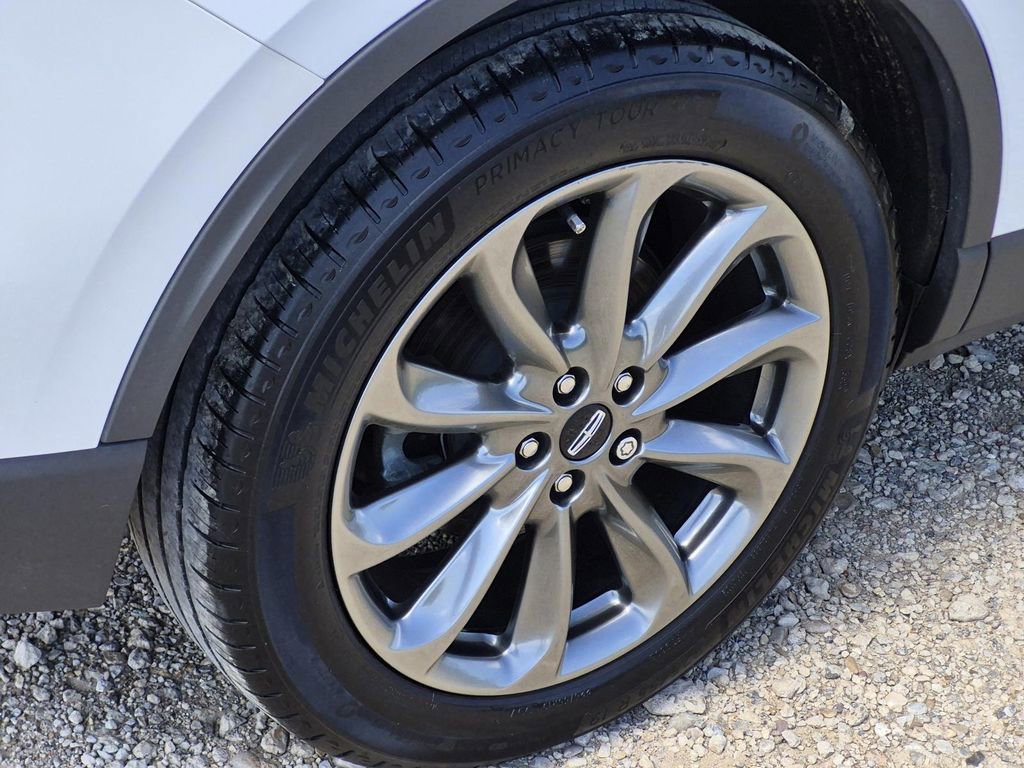 Used 2020 Lincoln Corsair FWD w/ Premium Package image 8