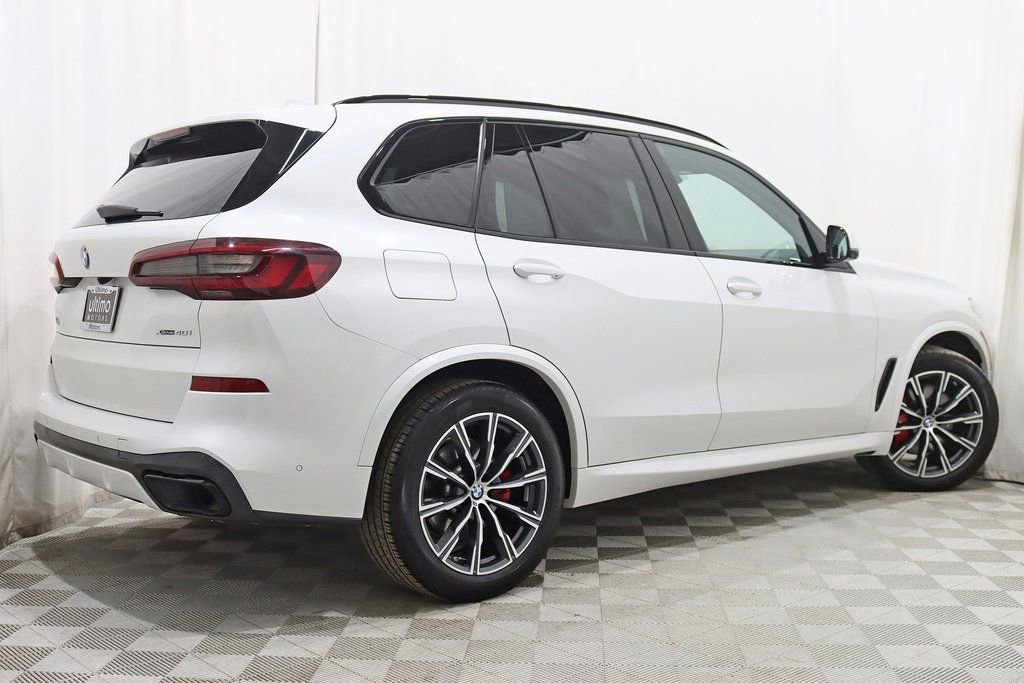 Used 2022 BMW X5 xDrive40i w/ M Sport Package image 9
