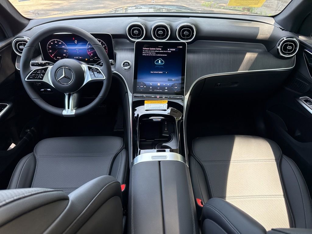 New 2025 Mercedes-Benz GLC 300 4MATIC image 21